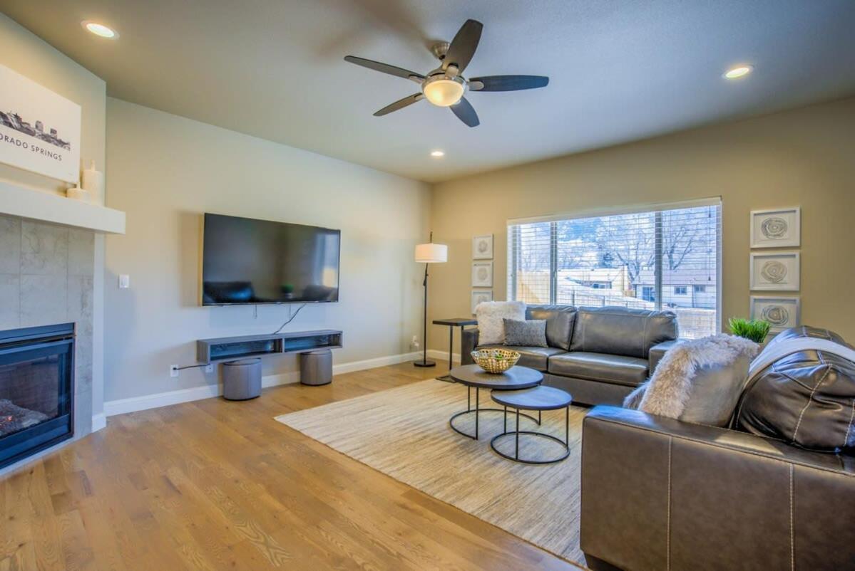 4Bd Westside Vacation Home W Space & Flexibility コロラドスプリングス エクステリア 写真