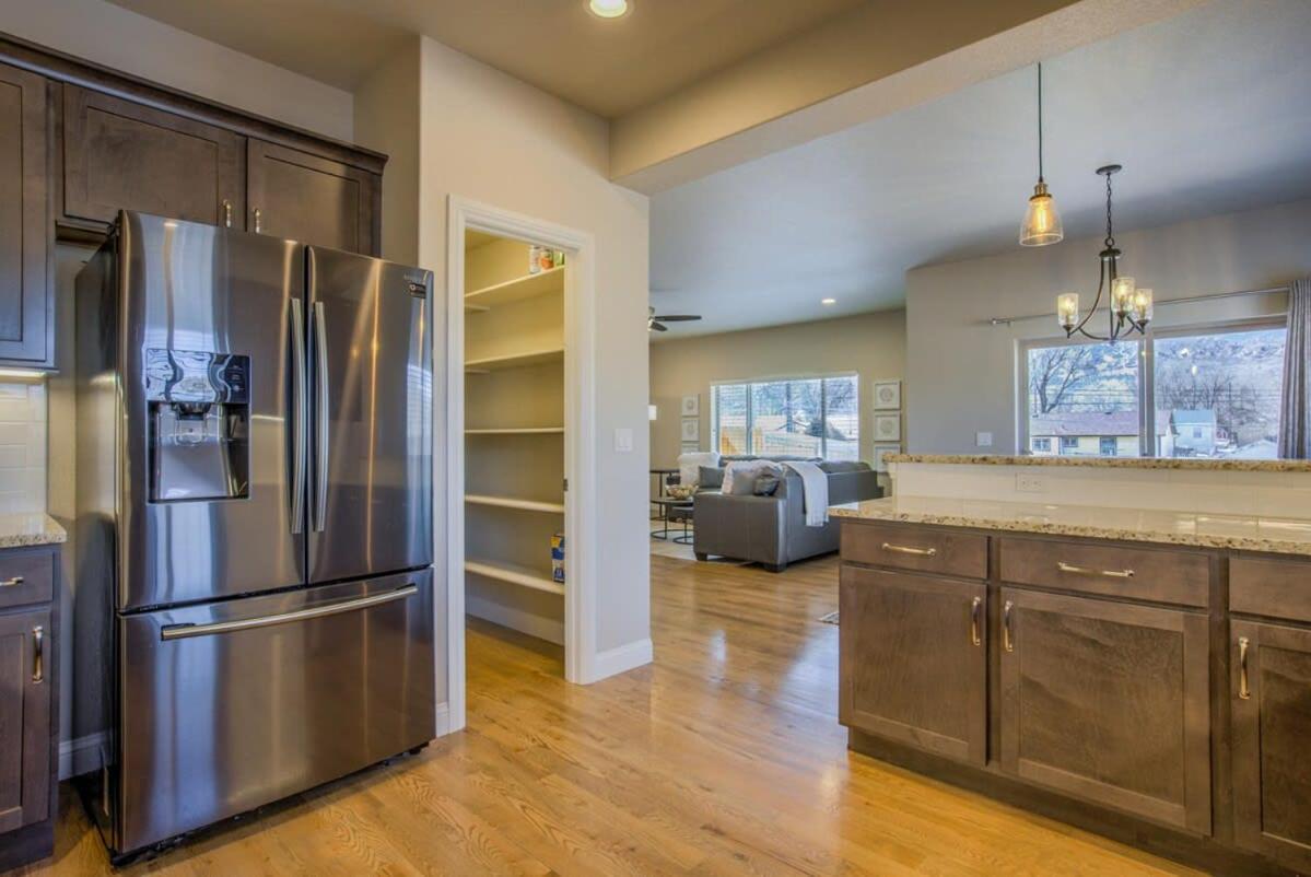 4Bd Westside Vacation Home W Space & Flexibility コロラドスプリングス エクステリア 写真