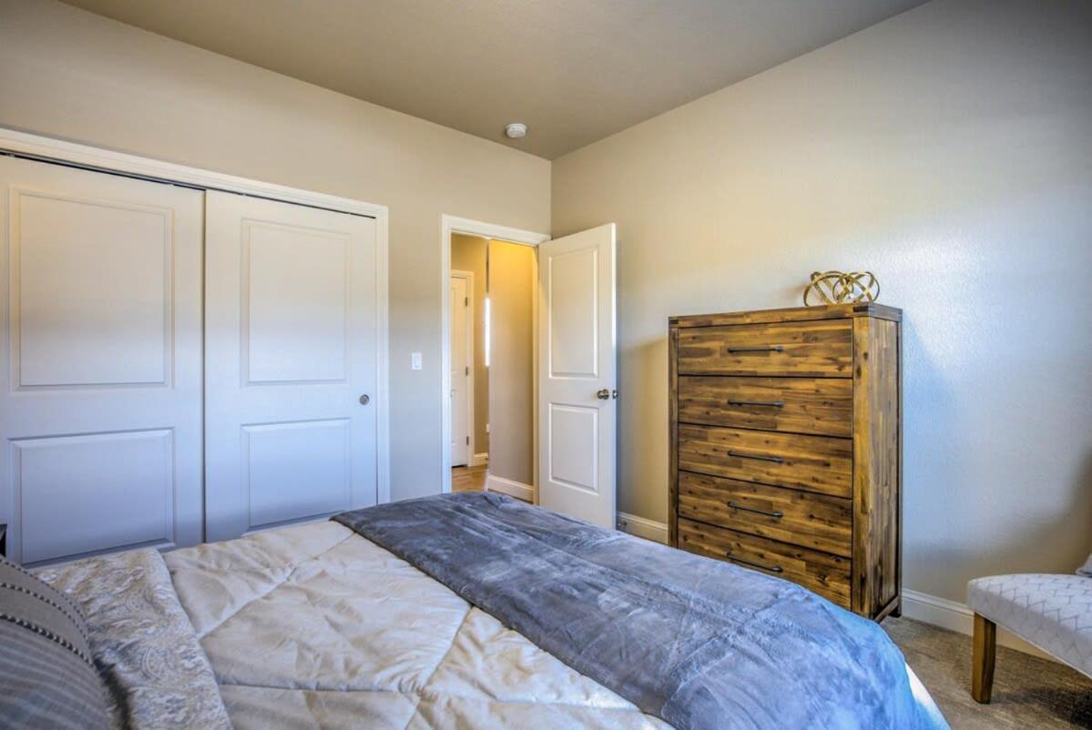 4Bd Westside Vacation Home W Space & Flexibility コロラドスプリングス エクステリア 写真