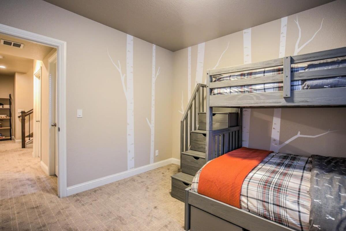 4Bd Westside Vacation Home W Space & Flexibility コロラドスプリングス エクステリア 写真