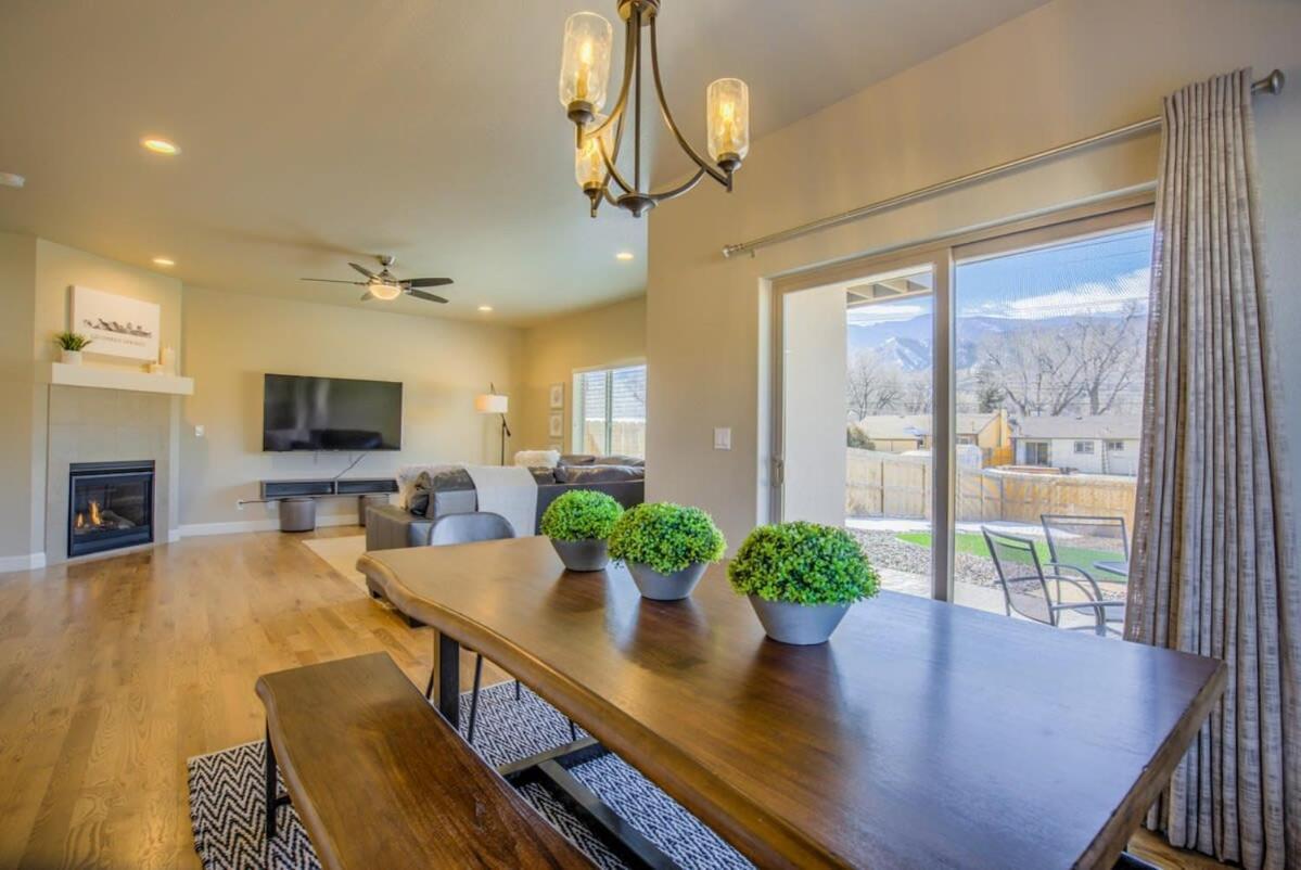 4Bd Westside Vacation Home W Space & Flexibility コロラドスプリングス エクステリア 写真