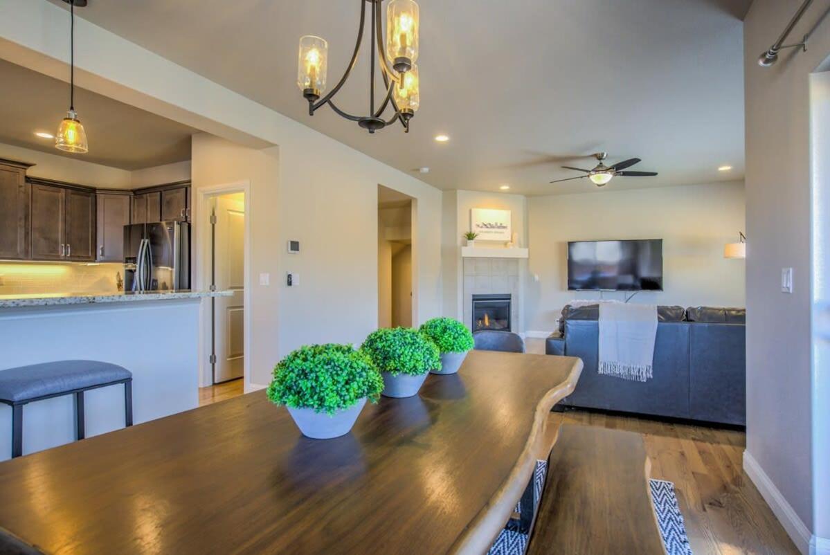 4Bd Westside Vacation Home W Space & Flexibility コロラドスプリングス エクステリア 写真